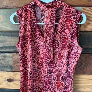 Women's Dressy Top Red/Pink with Sequins Unbranded Size Medium